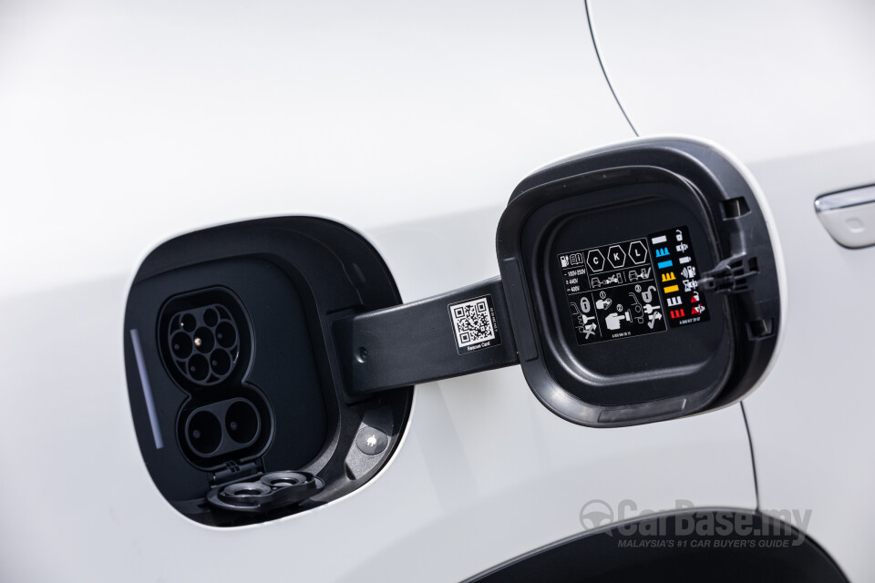 Mercedes-Benz EQE SUV X294 (2023) Exterior
