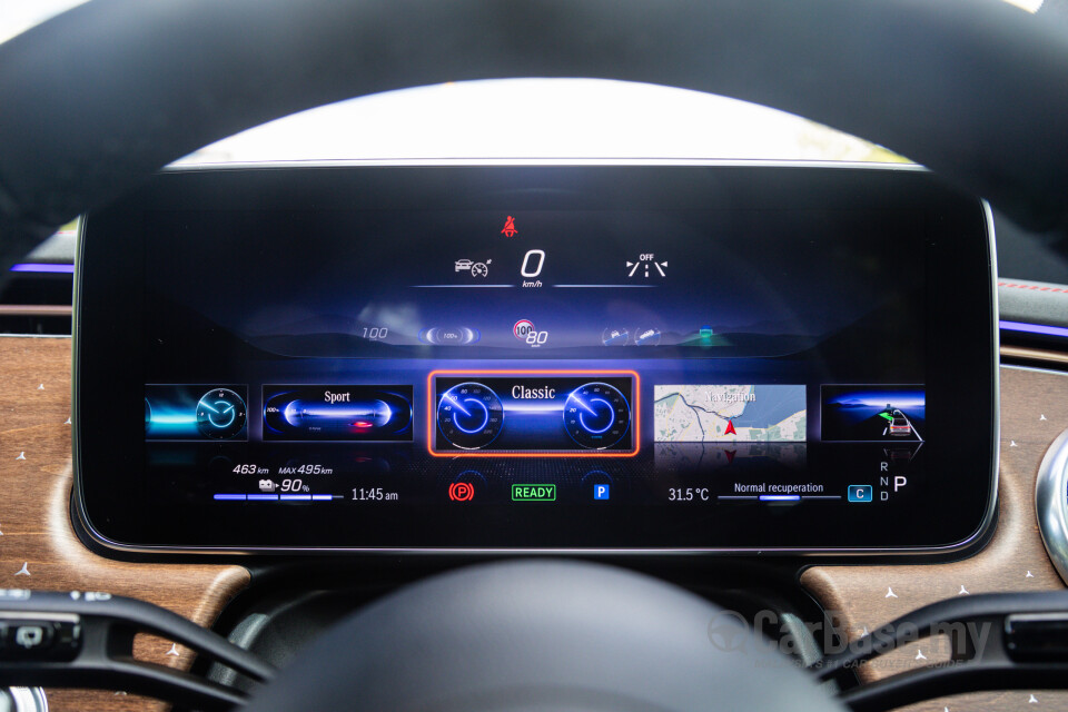 Mercedes-Benz EQE SUV X294 (2023) Interior