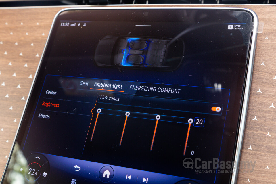 Mercedes-Benz EQE SUV X294 (2023) Interior