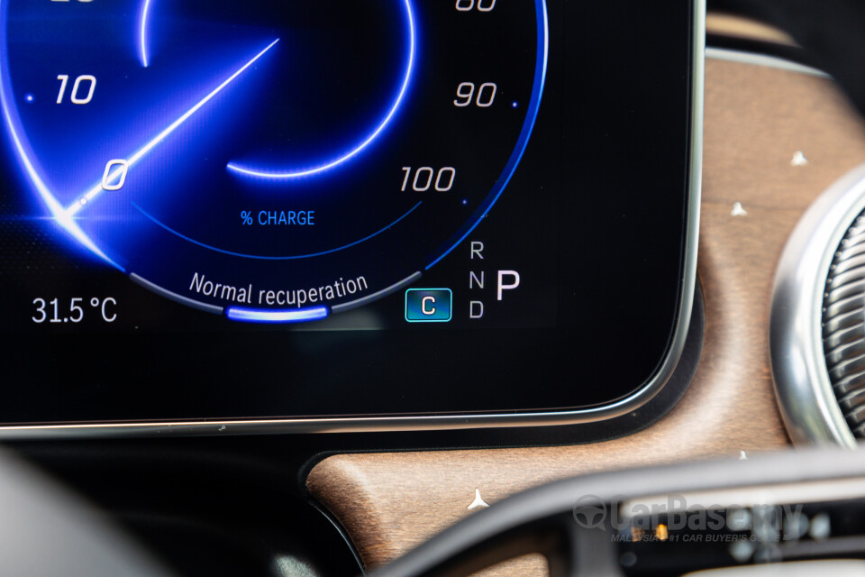Mercedes-Benz EQE SUV X294 (2023) Interior