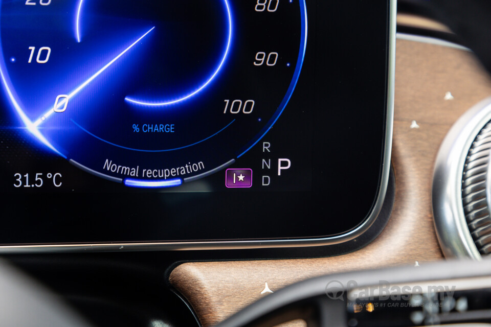 Mercedes-Benz EQE SUV X294 (2023) Interior