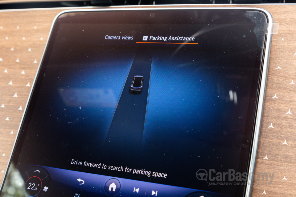 Mercedes-Benz EQE SUV X294 (2023) Interior