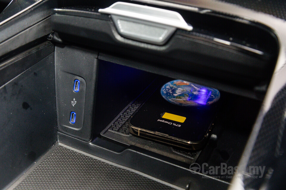 Mercedes-Benz EQE SUV X294 (2023) Interior