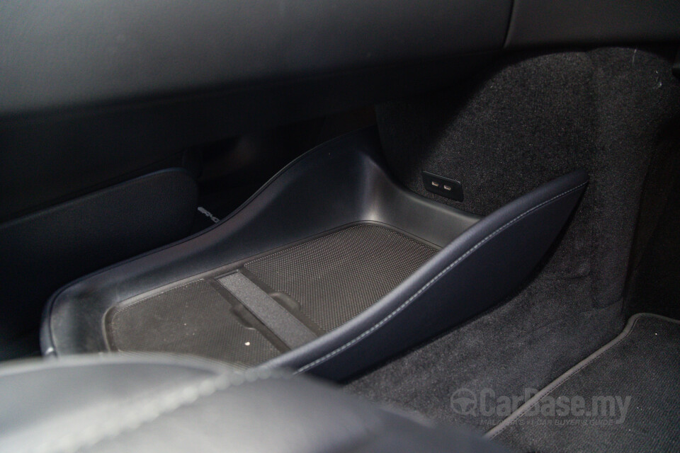Mercedes-Benz EQE SUV X294 (2023) Interior