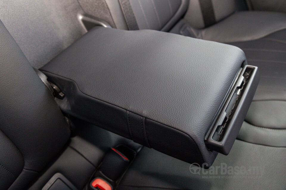 Mercedes-Benz EQE SUV X294 (2023) Interior