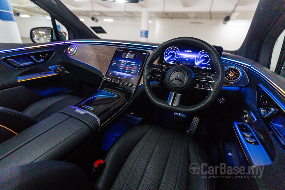 Mercedes-Benz EQE SUV X294 (2023) Interior