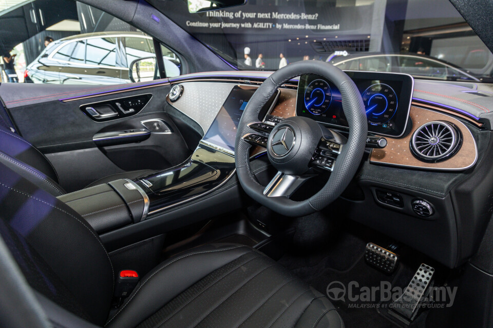 Mercedes-Benz EQE SUV X294 (2023) Interior