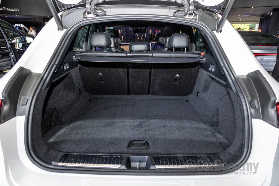 Mercedes-Benz EQE SUV X294 (2023) Interior