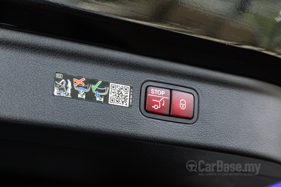 Mercedes-Benz EQE SUV X294 (2023) Interior
