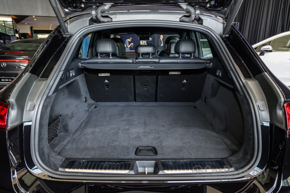 Mercedes-Benz EQE SUV X294 (2023) Interior