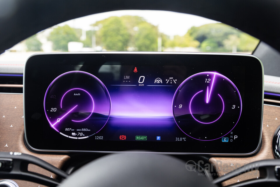 Mercedes-Benz EQE SUV X294 (2023) Interior