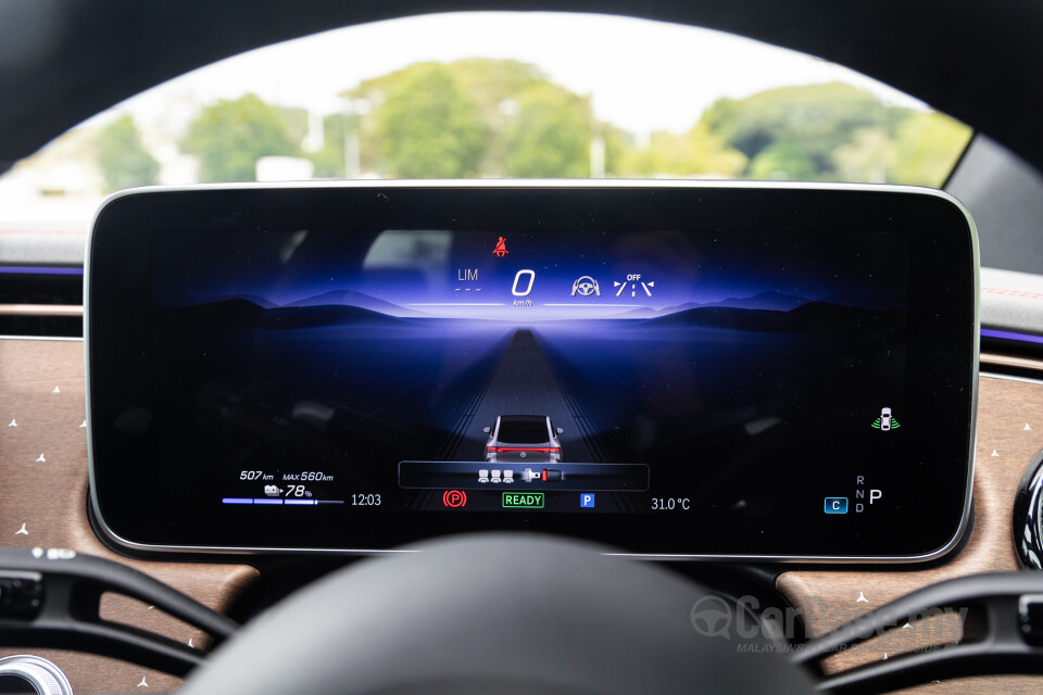 Mercedes-Benz EQE SUV X294 (2023) Interior