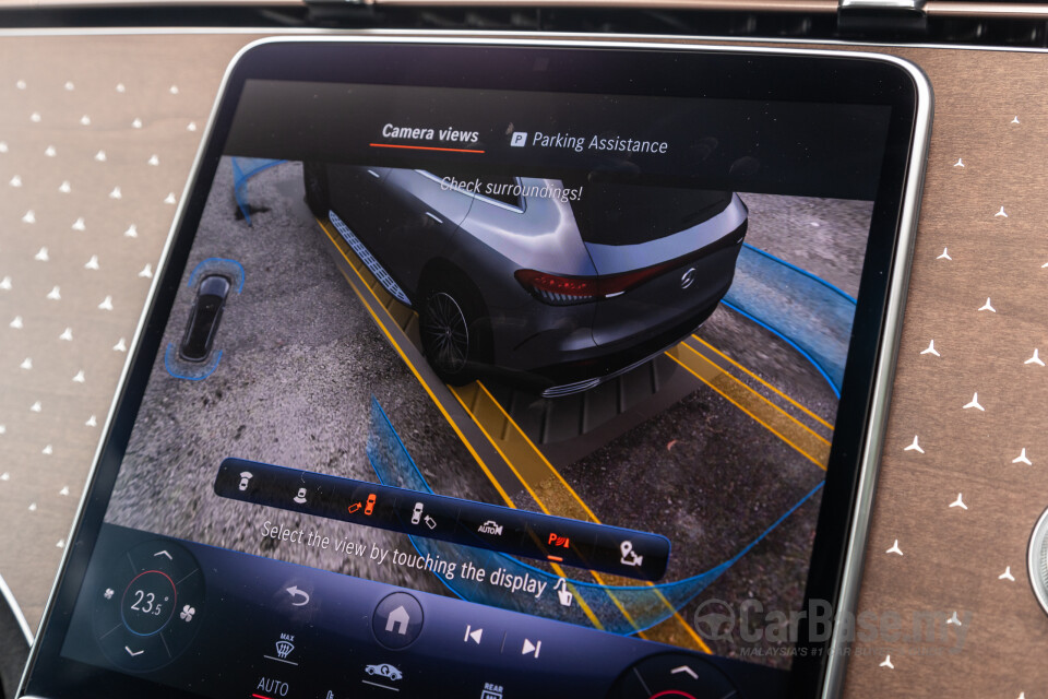 Mercedes-Benz EQE SUV X294 (2023) Interior