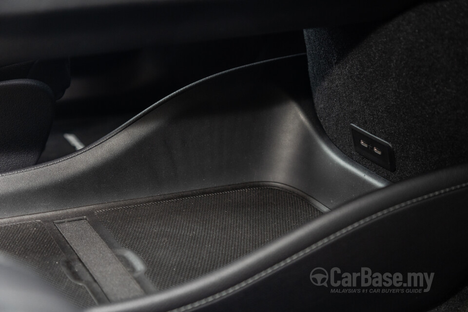 Mercedes-Benz EQE SUV X294 (2023) Interior
