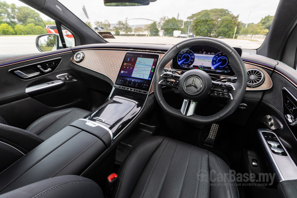 Mercedes-Benz EQE SUV X294 (2023) Interior