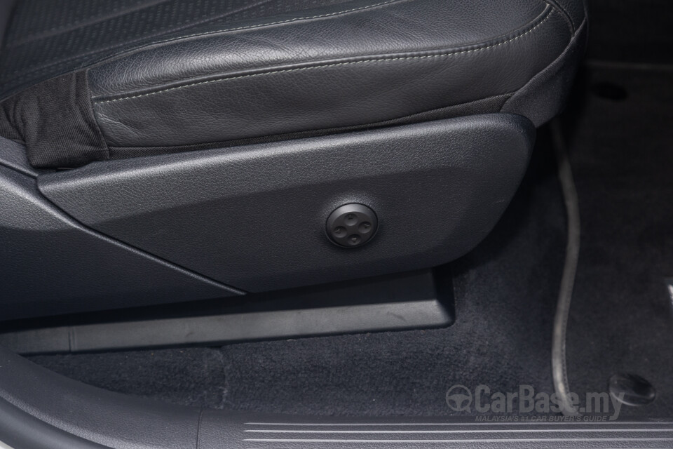 Mercedes-Benz EQE SUV X294 (2023) Interior