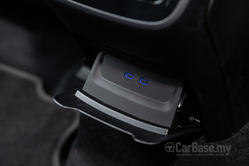 Mercedes-Benz EQE SUV X294 (2023) Interior