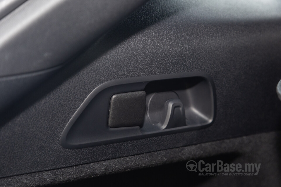 Mercedes-Benz EQE SUV X294 (2023) Interior