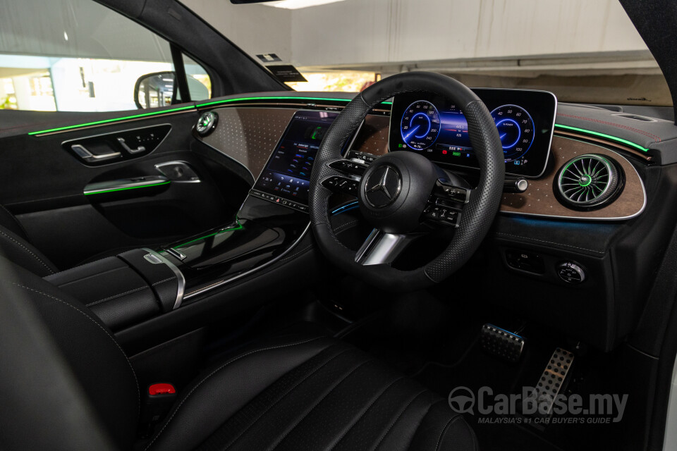 Mercedes-Benz EQE SUV X294 (2023) Interior