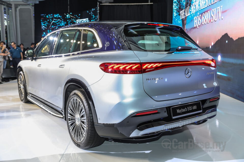 Mercedes-Benz Maybach EQS SUV X296 (2025) Exterior