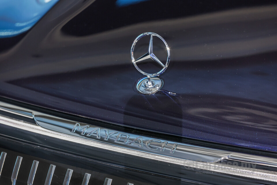 Mercedes-Benz Maybach EQS SUV X296 (2025) Exterior
