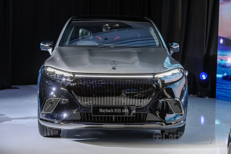 Mercedes-Benz Maybach EQS SUV X296 (2025) Exterior
