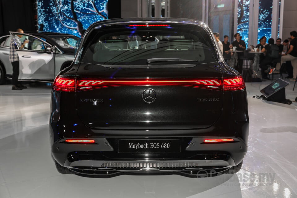 Mercedes-Benz Maybach EQS SUV X296 (2025) Exterior