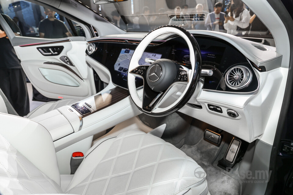 Mercedes-Benz Maybach EQS SUV X296 (2025) Interior