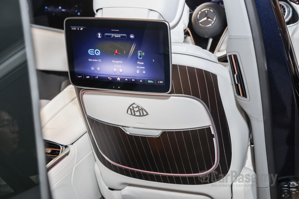 Mercedes-Benz Maybach EQS SUV X296 (2025) Interior
