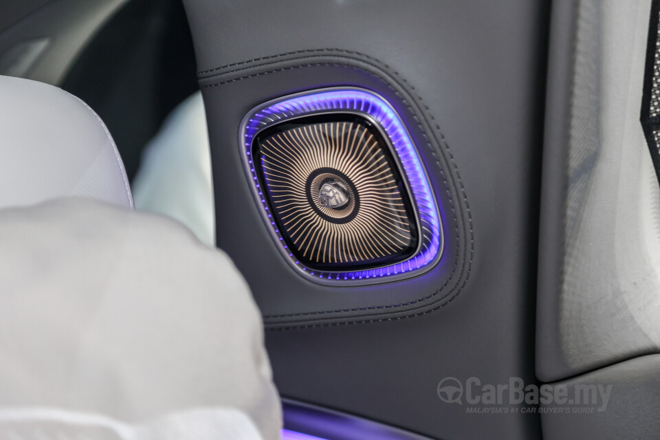 Mercedes-Benz Maybach EQS SUV X296 (2025) Interior