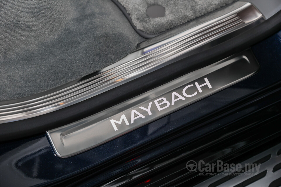 Mercedes-Benz Maybach EQS SUV X296 (2025) Interior