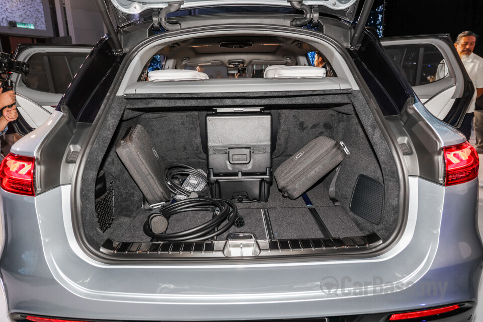 Mercedes-Benz Maybach EQS SUV X296 (2025) Interior