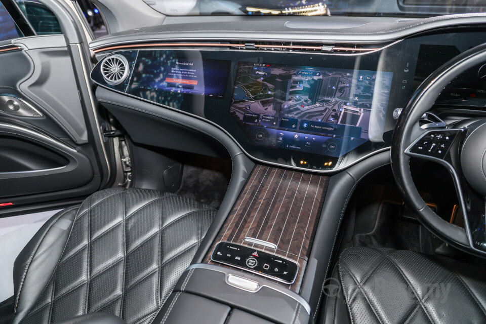 Mercedes-Benz Maybach EQS SUV X296 (2025) Interior