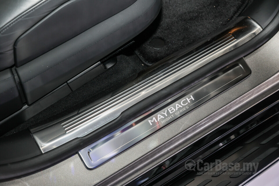 Mercedes-Benz Maybach EQS SUV X296 (2025) Interior