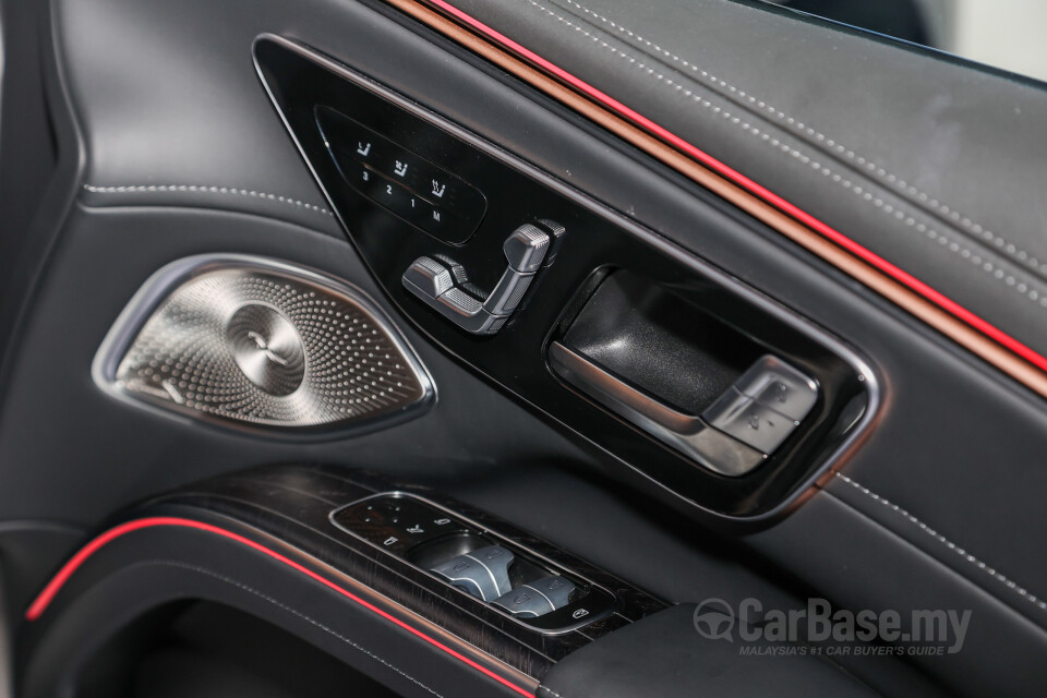 Mercedes-Benz Maybach EQS SUV X296 (2025) Interior