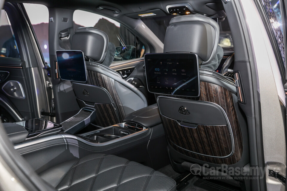 Mercedes-Benz Maybach EQS SUV X296 (2025) Interior
