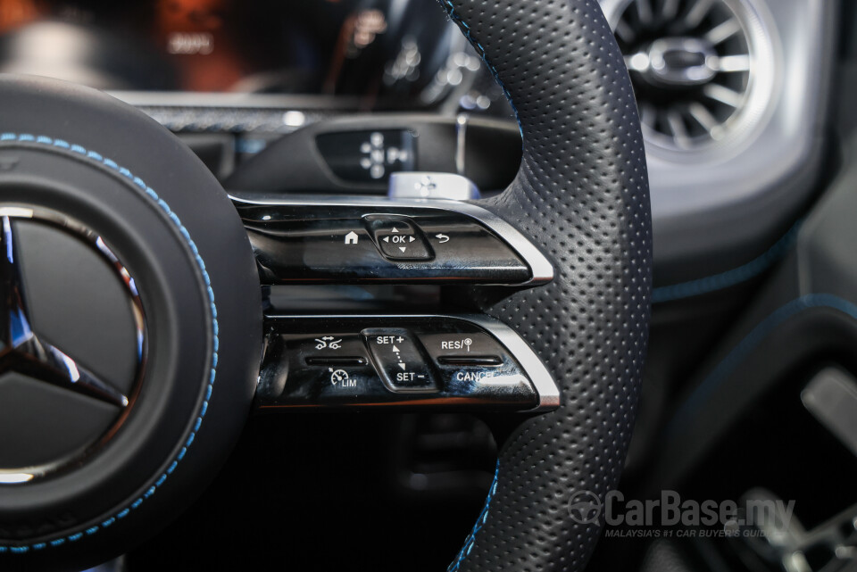 Mercedes-Benz G-Class N465 (2025) Interior