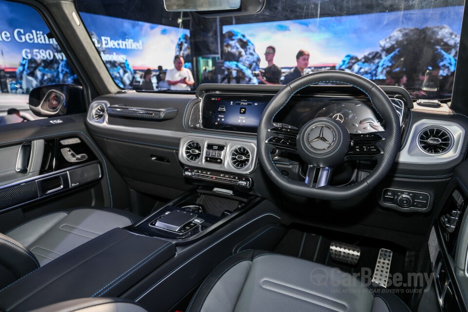Mercedes-Benz G-Class N465 (2025) Interior