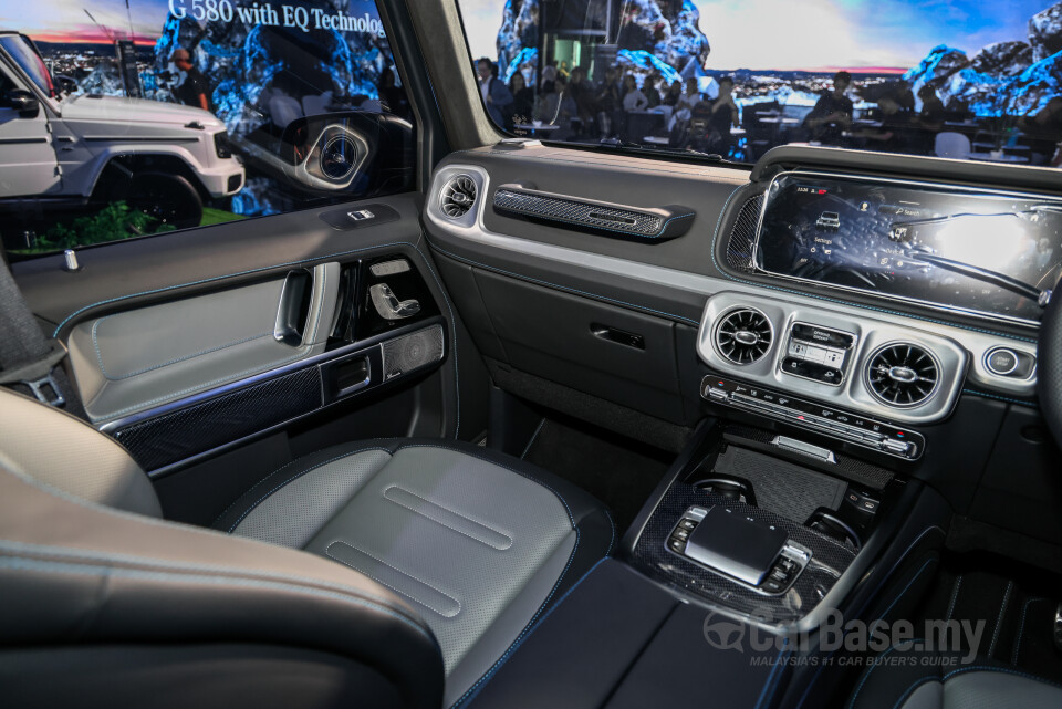 Mercedes-Benz G-Class N465 (2025) Interior