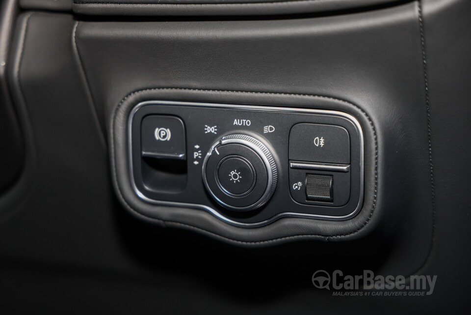 Mercedes-Benz G-Class N465 (2025) Interior