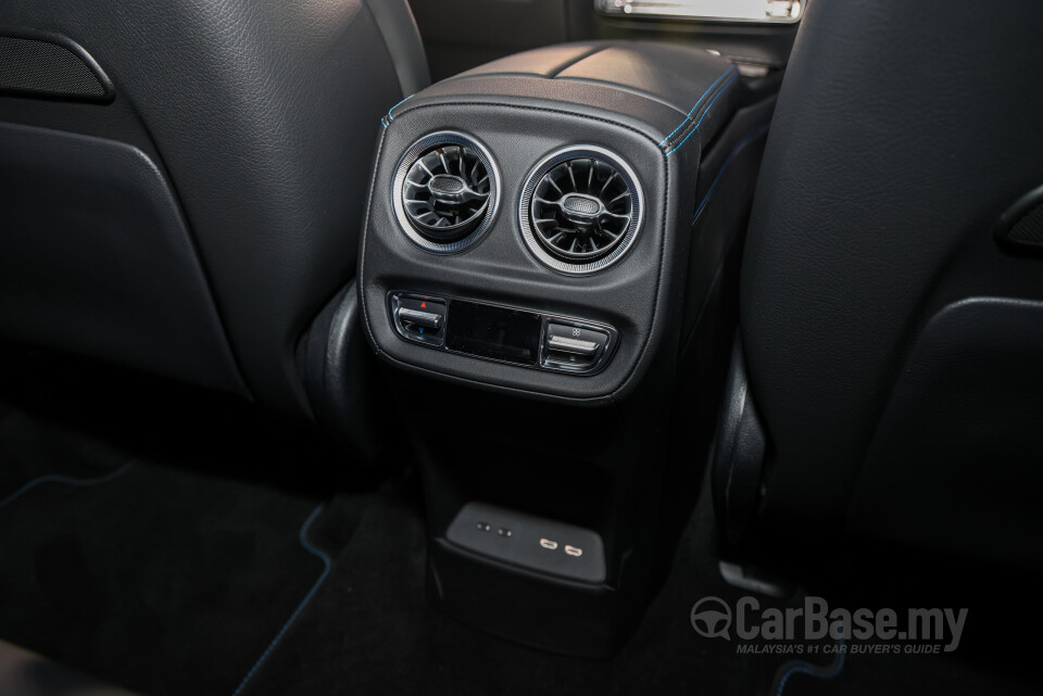 Mercedes-Benz G-Class N465 (2025) Interior