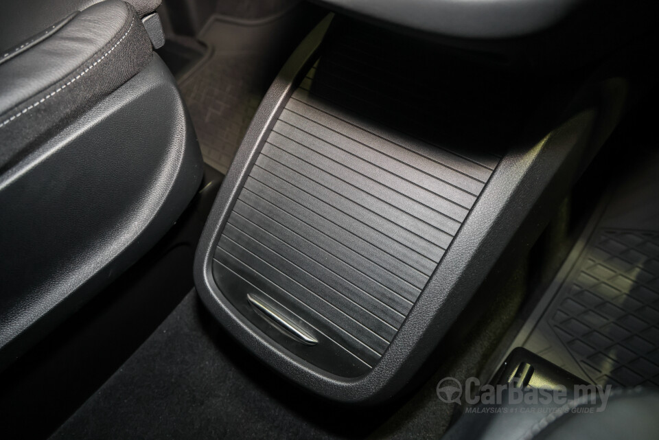 Mercedes-Benz EQV E447 (2025) Interior