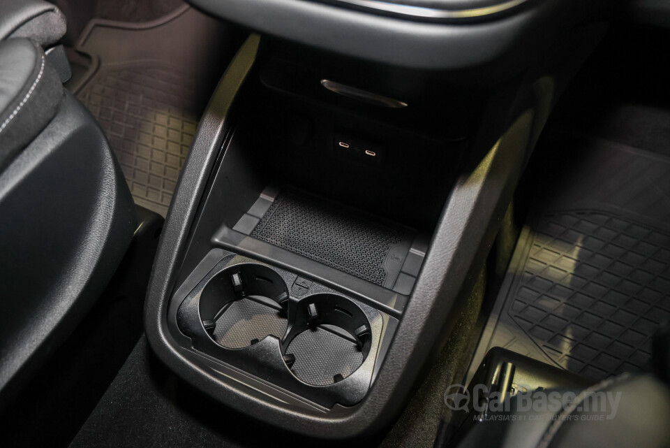 Mercedes-Benz EQV E447 (2025) Interior