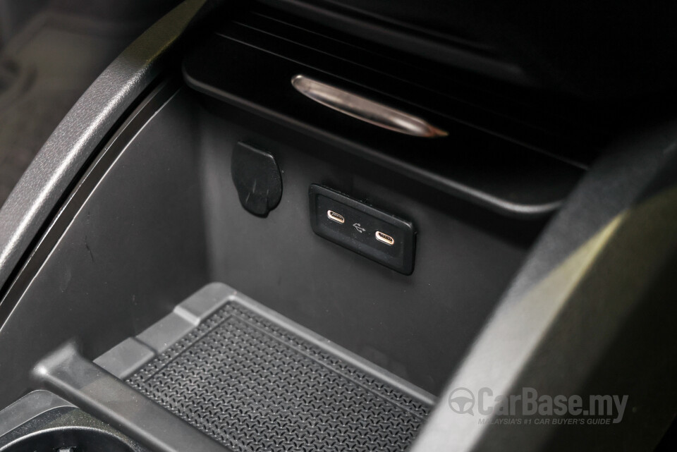 Mercedes-Benz EQV E447 (2025) Interior