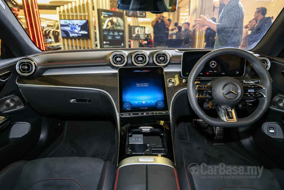 Mercedes-Benz AMG CLE C236 (2025) Interior