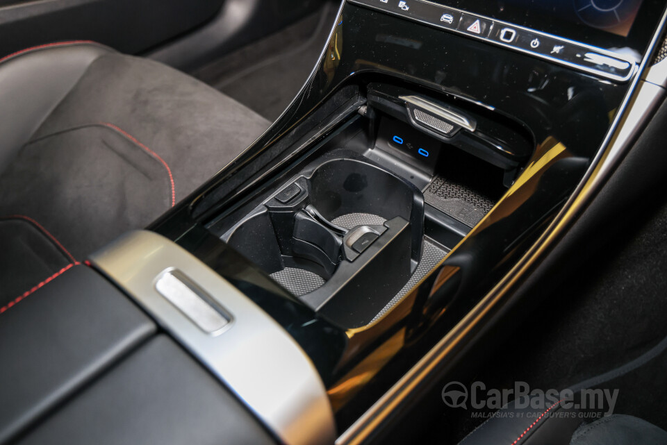 Mercedes-Benz AMG CLE C236 (2025) Interior