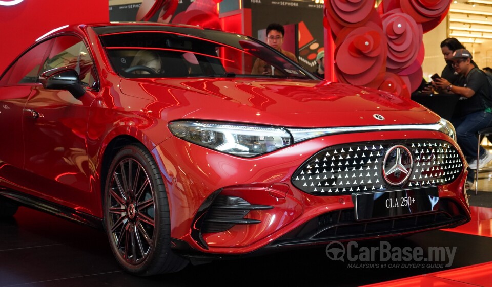 Mercedes-Benz CLA Electric C174 (2026) Exterior
