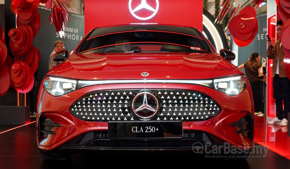 Mercedes-Benz CLA Electric C174 (2026) Exterior