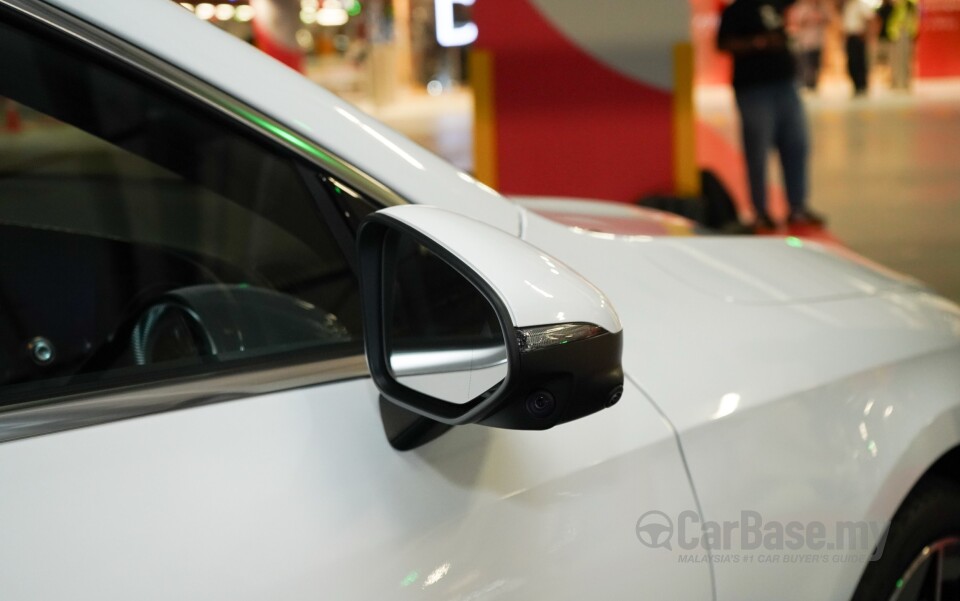 Mercedes-Benz CLA Electric C174 (2026) Exterior