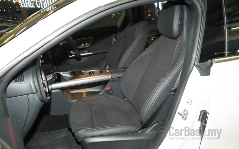 Mercedes-Benz CLA Electric C174 (2026) Interior